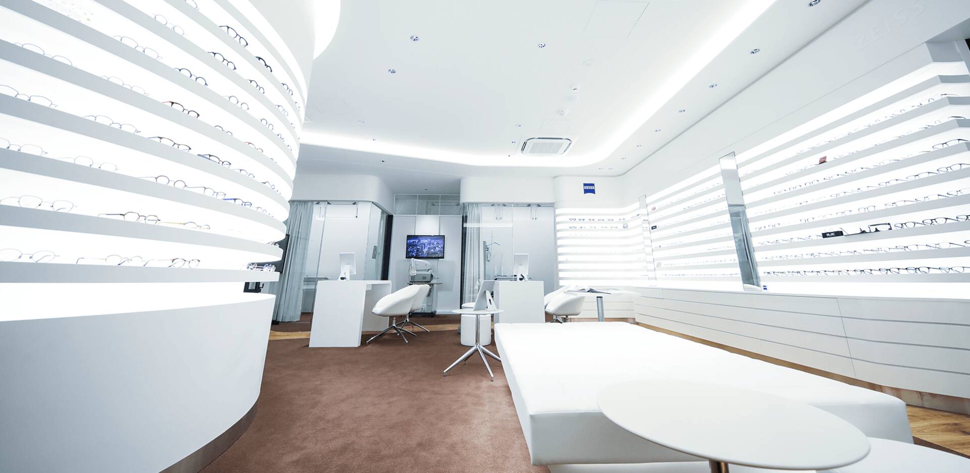 ZEISS VISION CENTER Fukuoka – by Personal Glasses EYEX